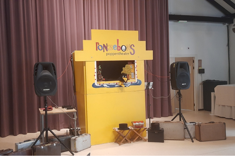 Geluid poppenkast voorstelling voor kinderfeestje regelen